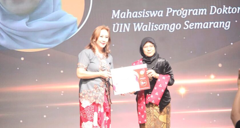 Harumkan Almamater, Mahasiswa Pascasarjana UIN Walisongo raih penghargaan NAWA 2025