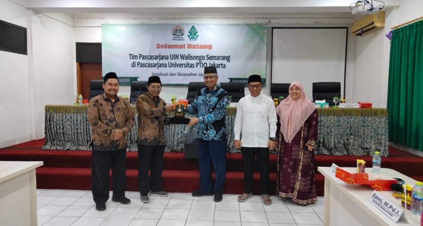 TINGKATKAN PENGEMBANGAN KEILMUAN, PASCASARJANA UIN WALISONGO JALIN KERJASAMA DENGAN PASCASARJANA UNIVERSITAS PTIQ JAKARTA
