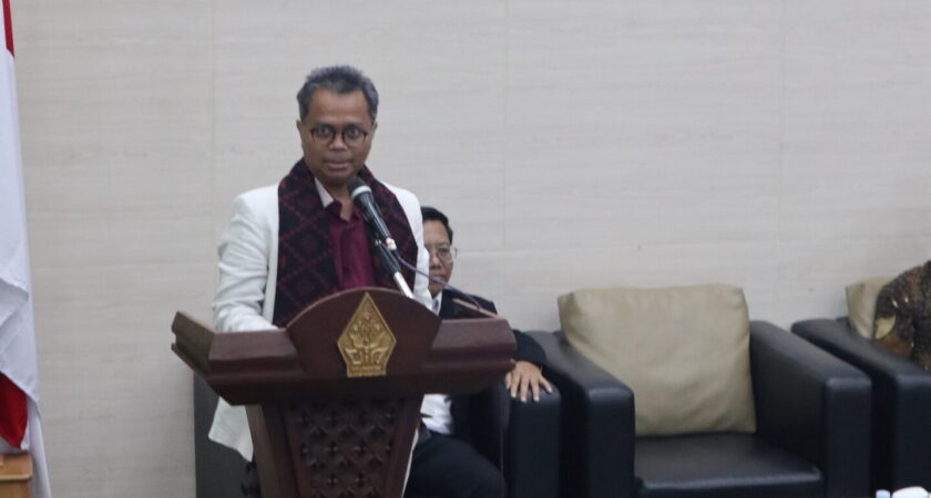 Prof. Sumanto Al Qurtuby Paparkan Kompleksitas Konflik Timur Tengah dalam International Seminar on Indonesian Islam and Global Affairs